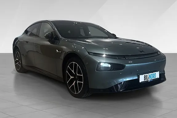 Xpeng P7
