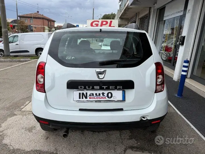 Dacia Duster 2012 photo 5
