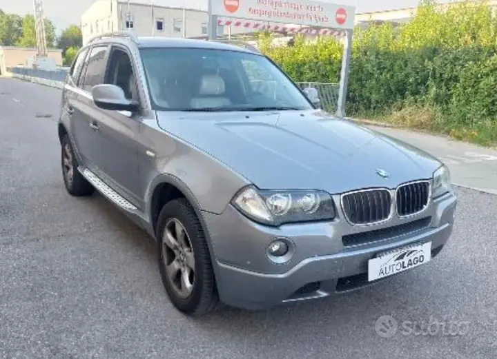 BMW X3 2010 photo 2