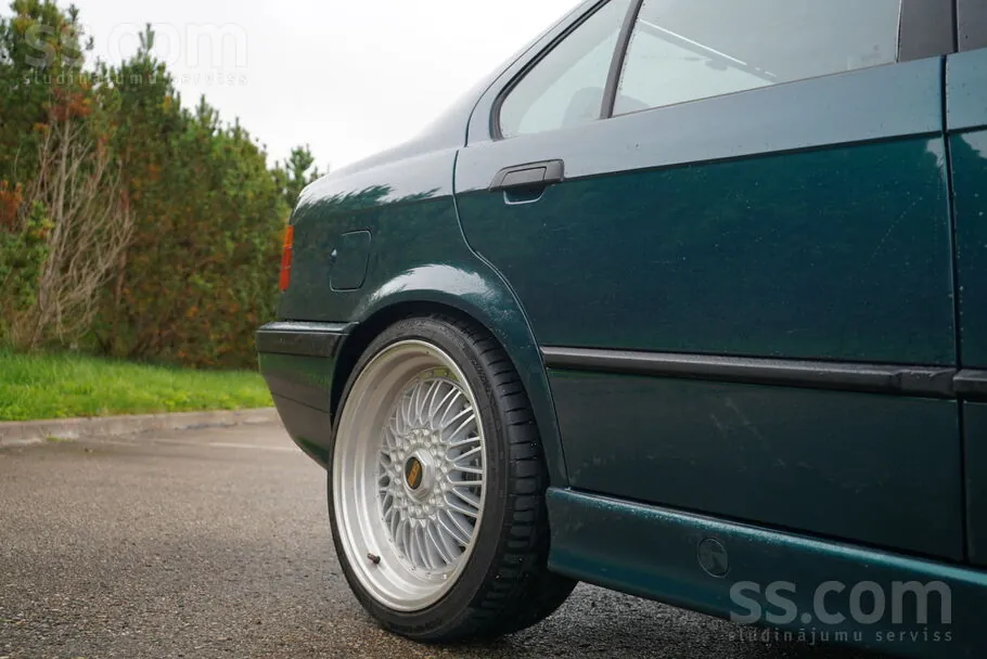 BMW 325 1995 photo 4