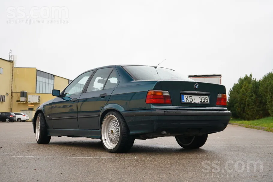 BMW 325 1995 photo 3
