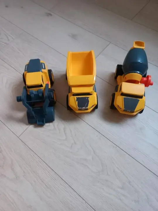 Volvo Radlader, Kipplaster, Betonmischer