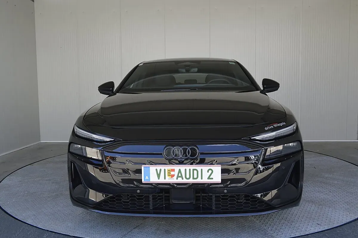 Audi A6 2025 photo 2