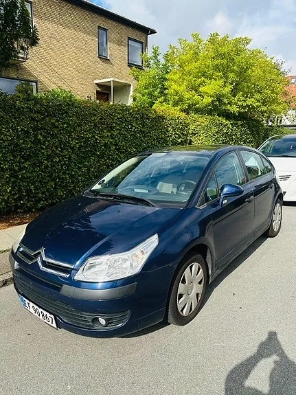 Citroen C4 2003 photo 2