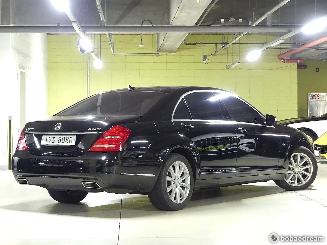 Mercedes-Benz S-Class 2012 photo 3