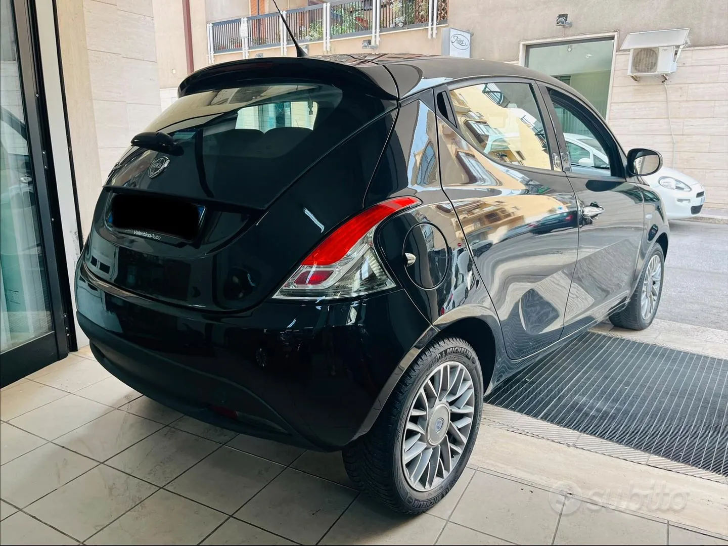 Lancia Ypsilon 2012 photo 3