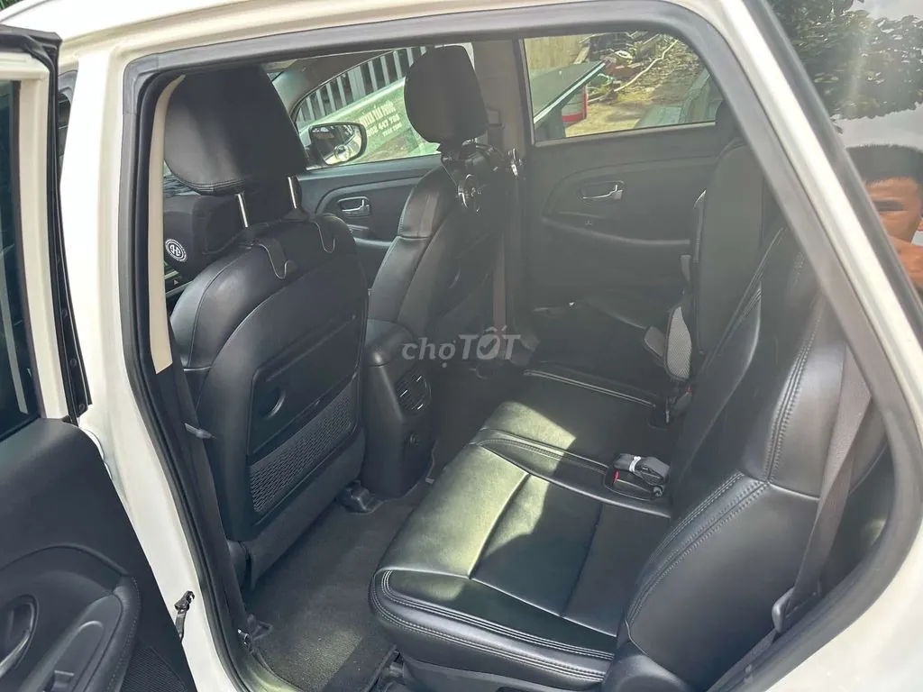Kia Rondo 2015 photo 5