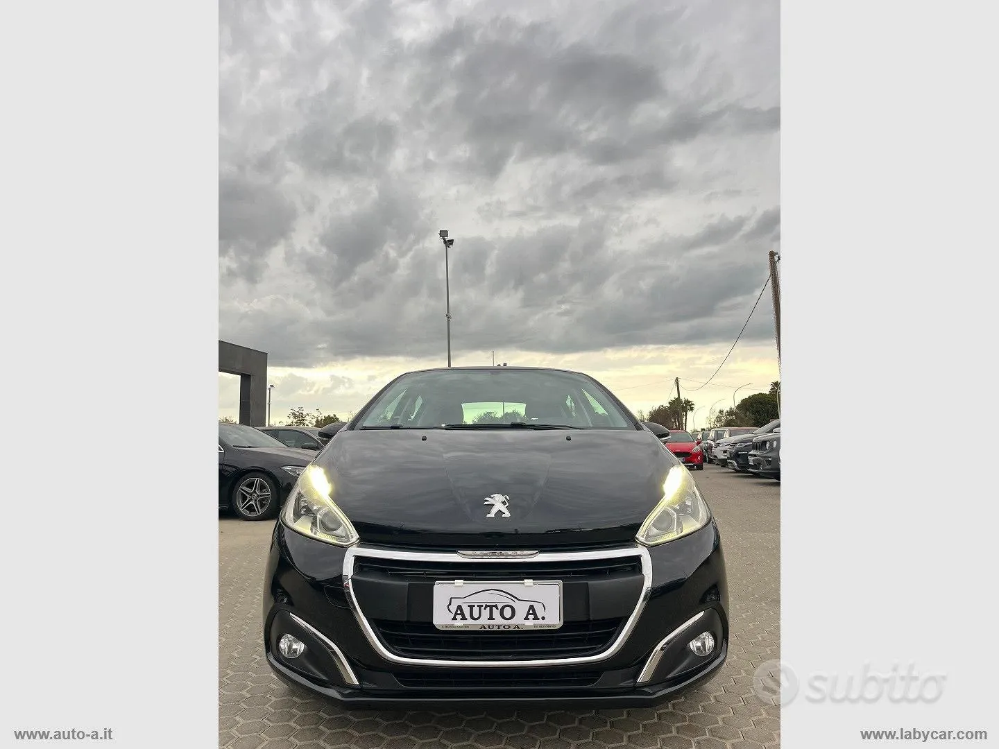 Peugeot 208 2015 photo 2