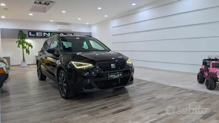 Seat Arona 2024 photo 3