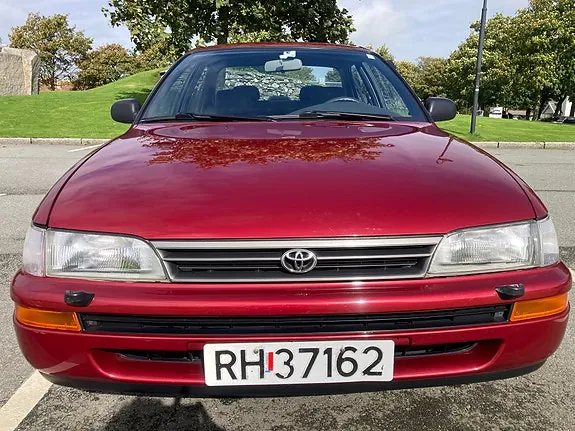 Toyota Corolla 1996 photo 2