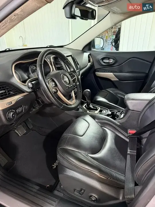 Jeep Cherokee 2017 photo 3