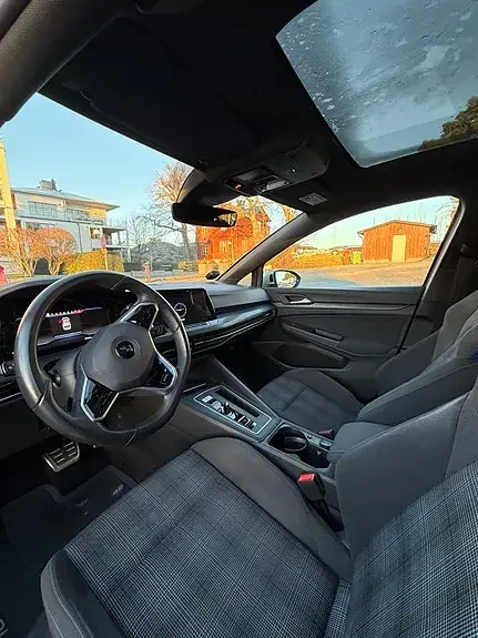 Volkswagen Golf Viii 2021 photo 2