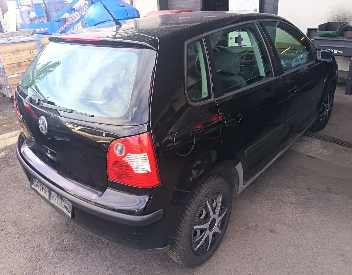 Volkswagen Polo 2005 photo 3