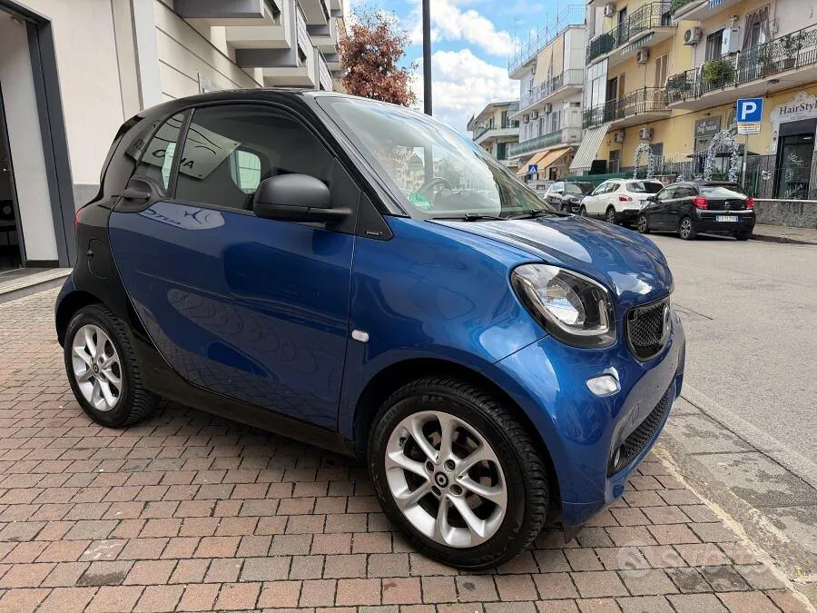 Smart Fortwo 2017 photo 2