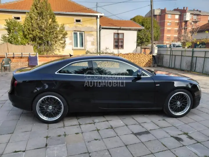 Audi A5 2009 photo 5