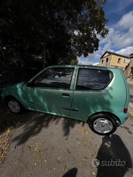 Fiat 600 2002 photo 2