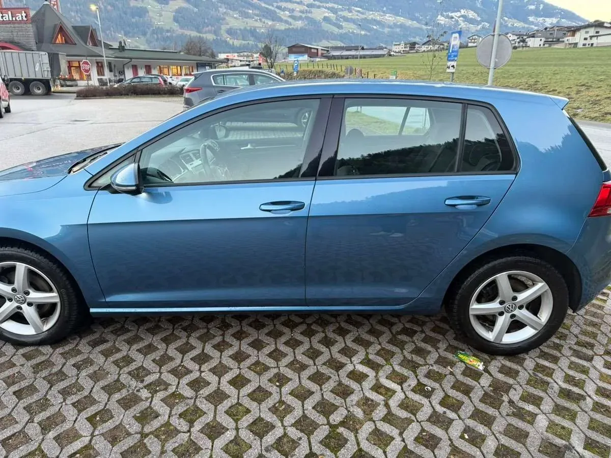 Volkswagen Golf 2013 photo 2