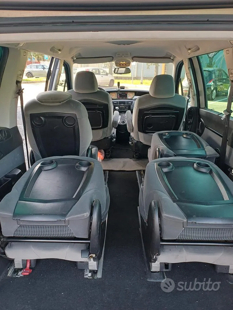 Citroen C8 2012 photo 5