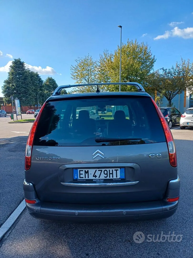 Citroen C8 2012 photo 4