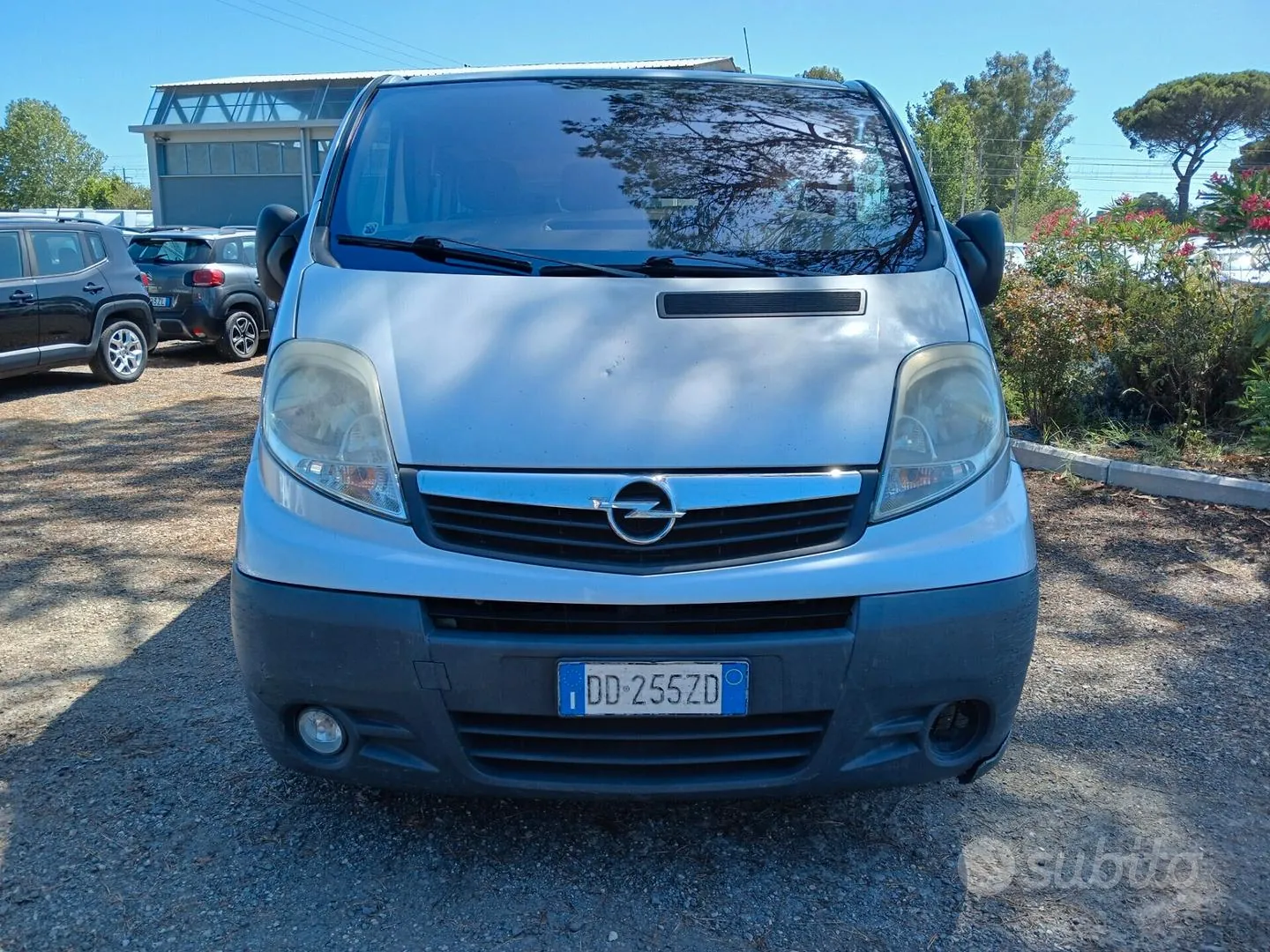 Opel Vivaro 2007 photo 2