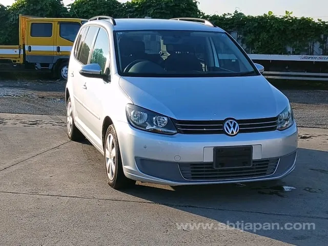 Volkswagen Golf Touran