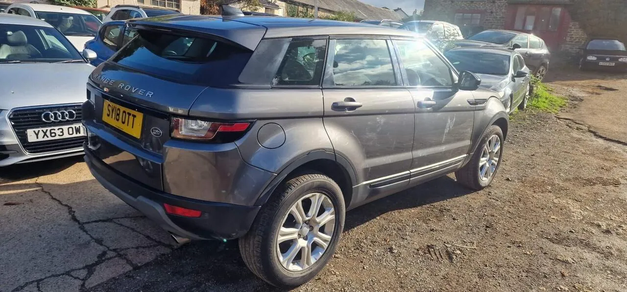 Land Rover Range Rover Evoque 2018 photo 4
