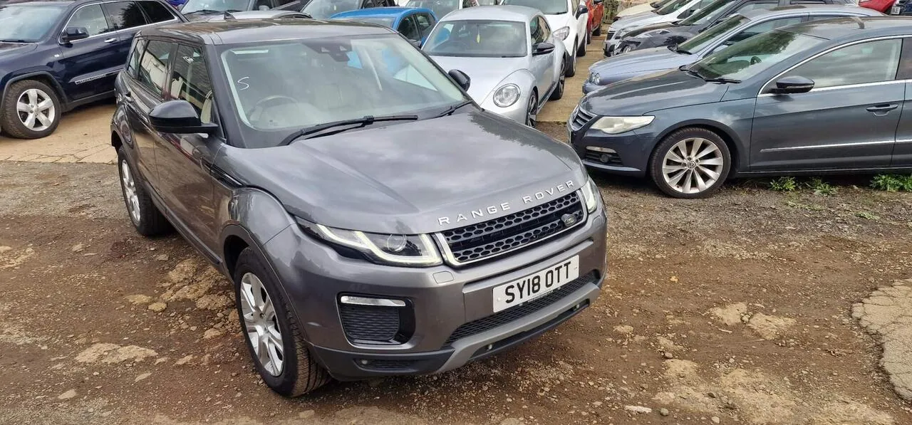 Land Rover Range Rover Evoque 2018 photo 3