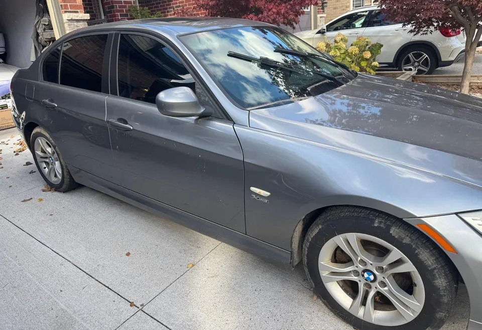 BMW 328I 2011 photo 4