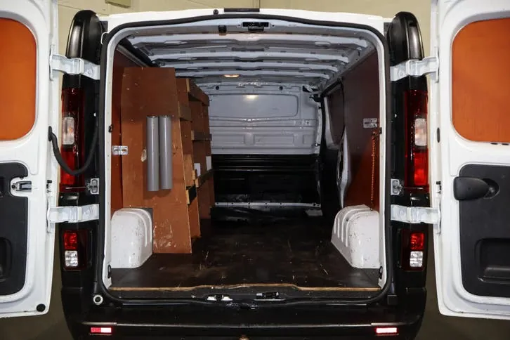 Renault Trafic 2018 photo 3