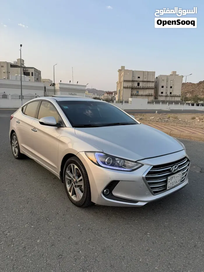 Hyundai Elantra 2018 photo 2