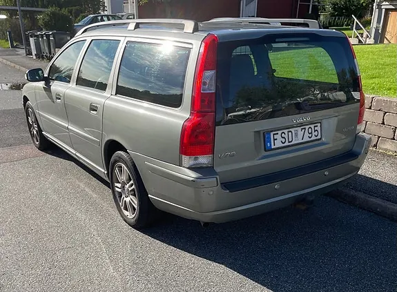 Volvo V70 2008 photo 3