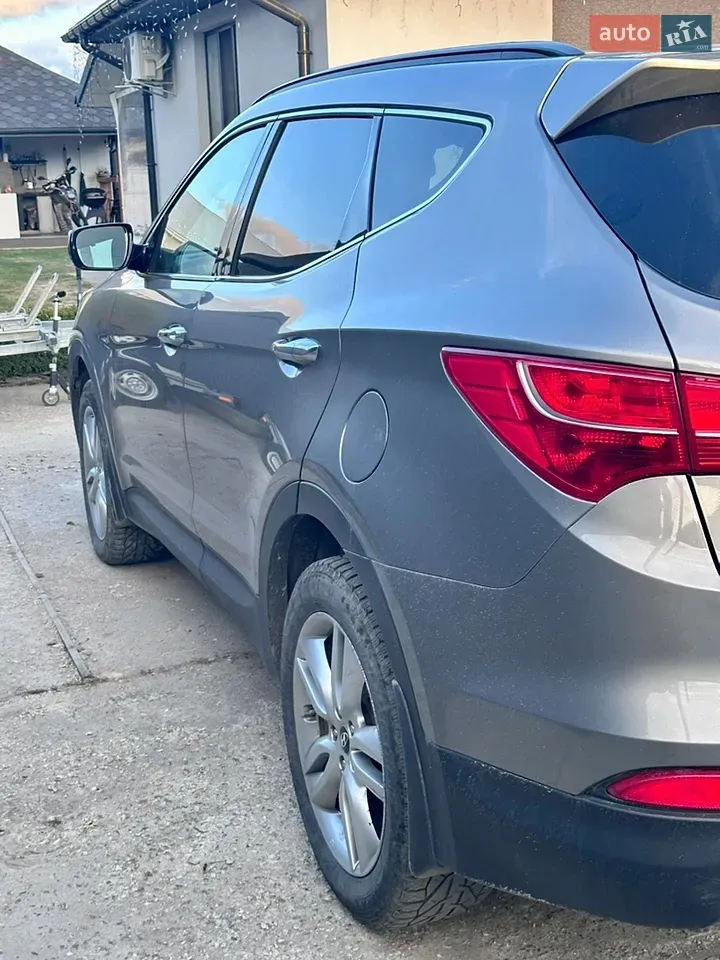 Hyundai Santa Fe 2014 photo 4