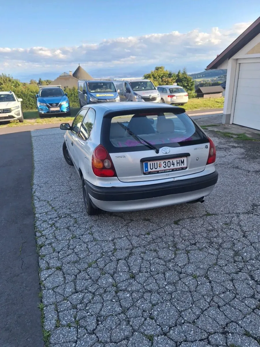 Toyota Corolla 1997 photo 3