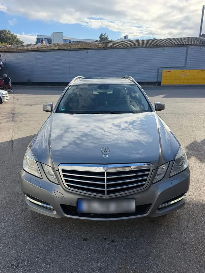 Mercedes-Benz 300