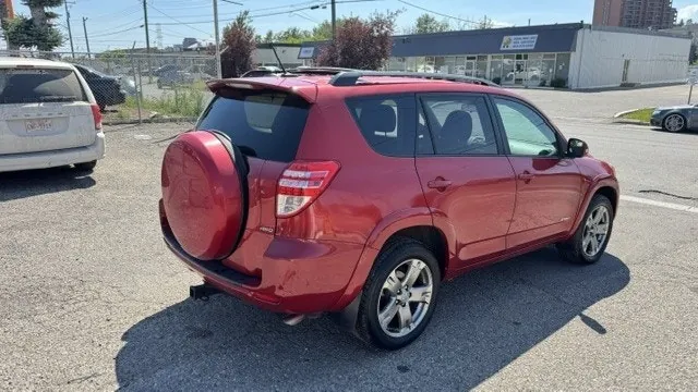 Toyota Rav4 2010 photo 4