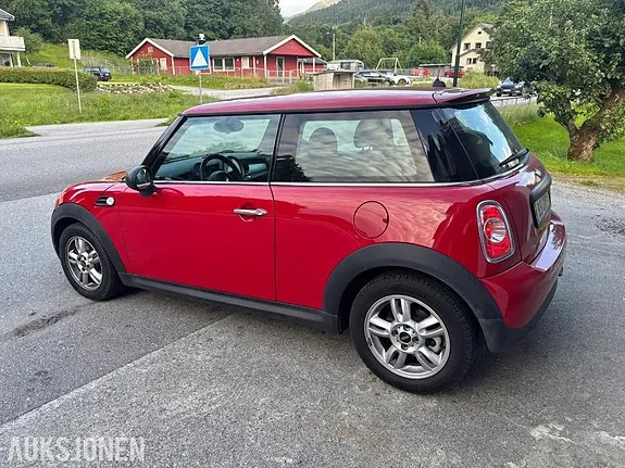 Mini One 2011 photo 5
