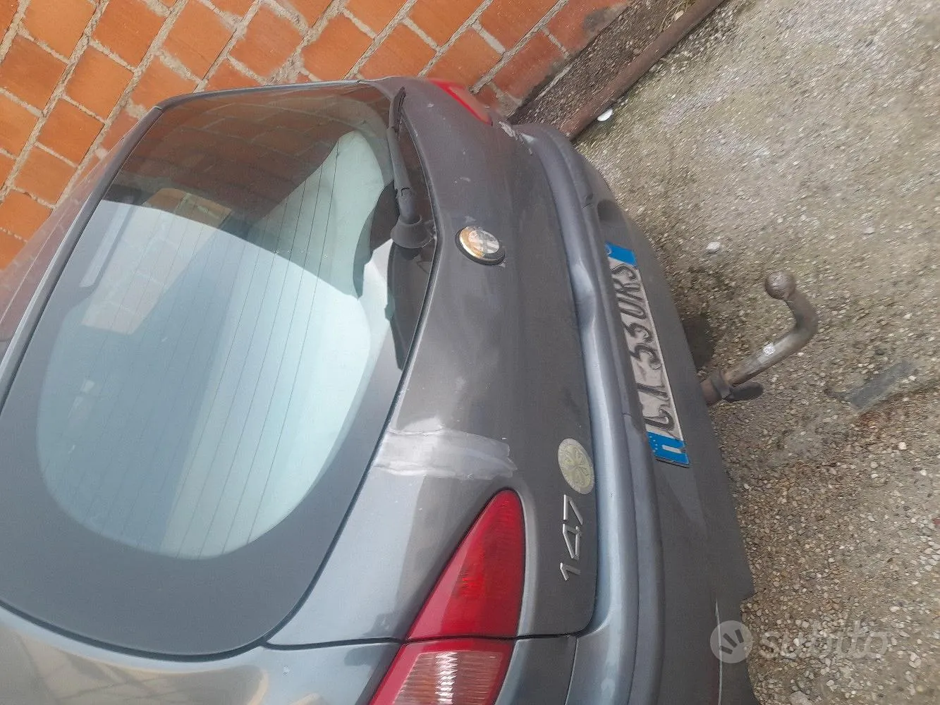 Alfa Romeo 147 2004 photo 2