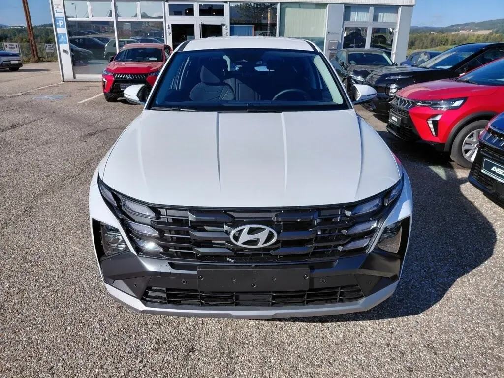 Hyundai Tucson photo 2
