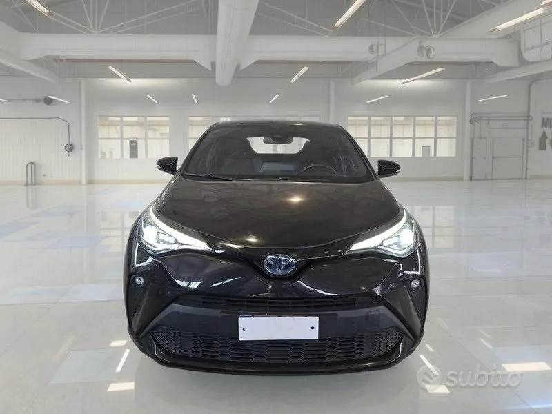Toyota C-Hr 2022 photo 2