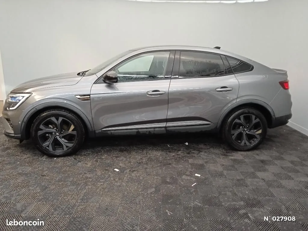 Renault Arkana 2023 photo 2