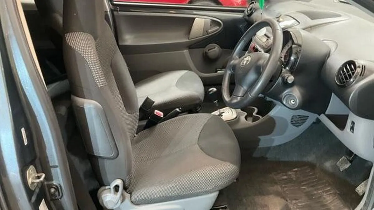Toyota Aygo 2011 photo 4