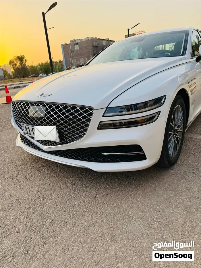 Genesis G80 2023 photo 2