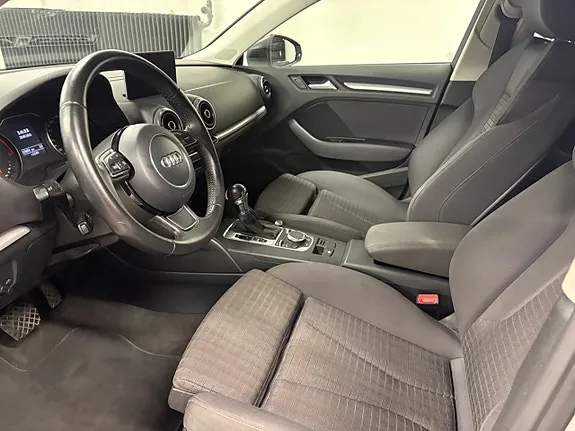 Audi A3 2014 photo 5