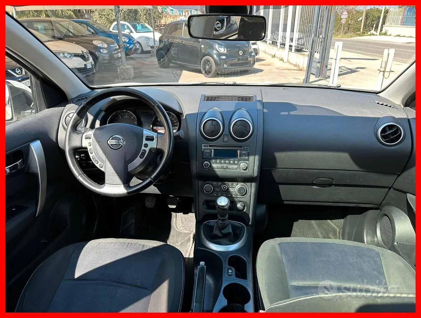 Nissan Qashqai 2012 photo 2