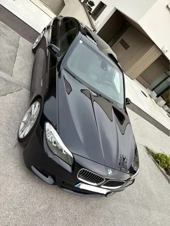 BMW 5 Series 2010 photo 3