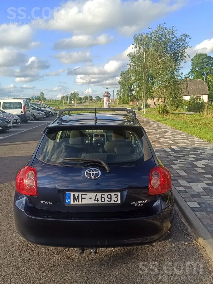 Toyota Auris 2007 photo 2
