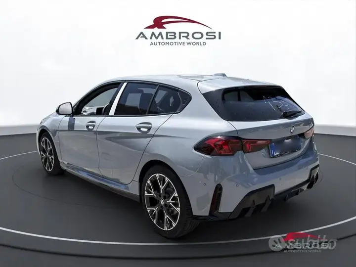 BMW 118 2026 photo 4