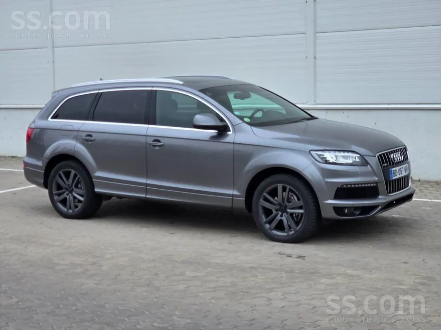 Audi Q7 2010 photo 5
