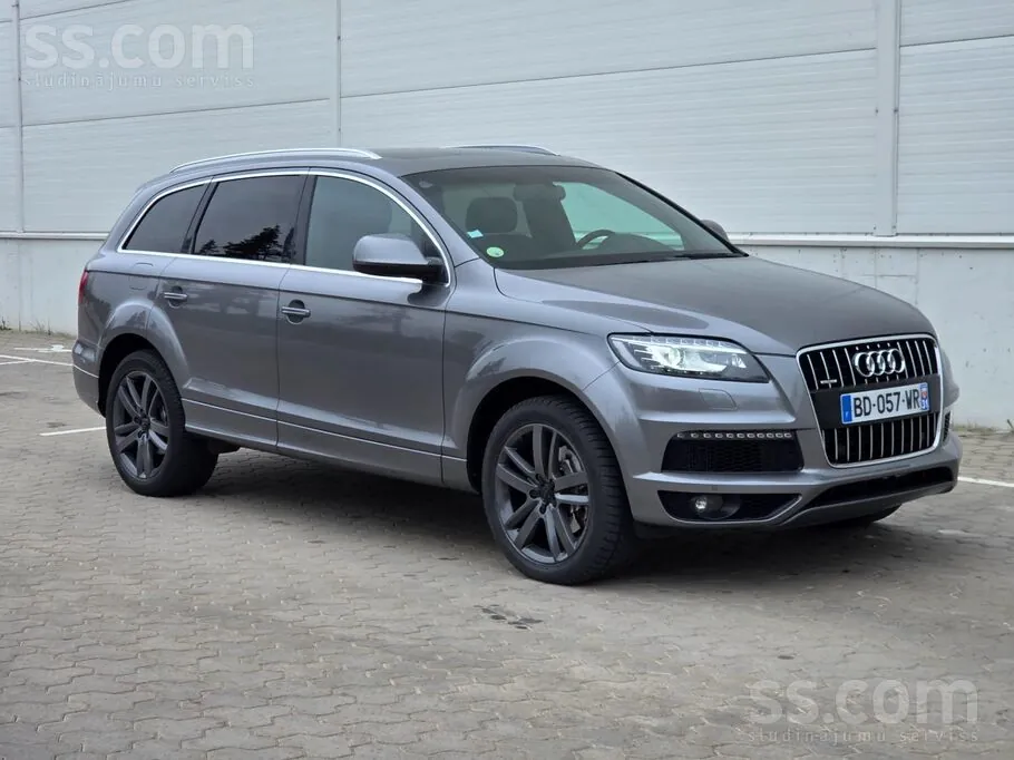 Audi Q7 2010 photo 3