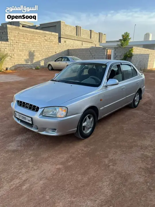 Hyundai Verna 2002 photo 2